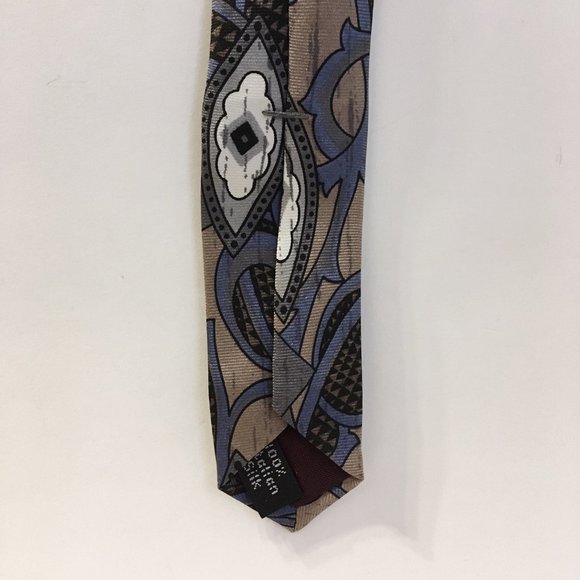 Halston III Scroll Neck Tie 100% Italian Silk - Picture 7 of 7